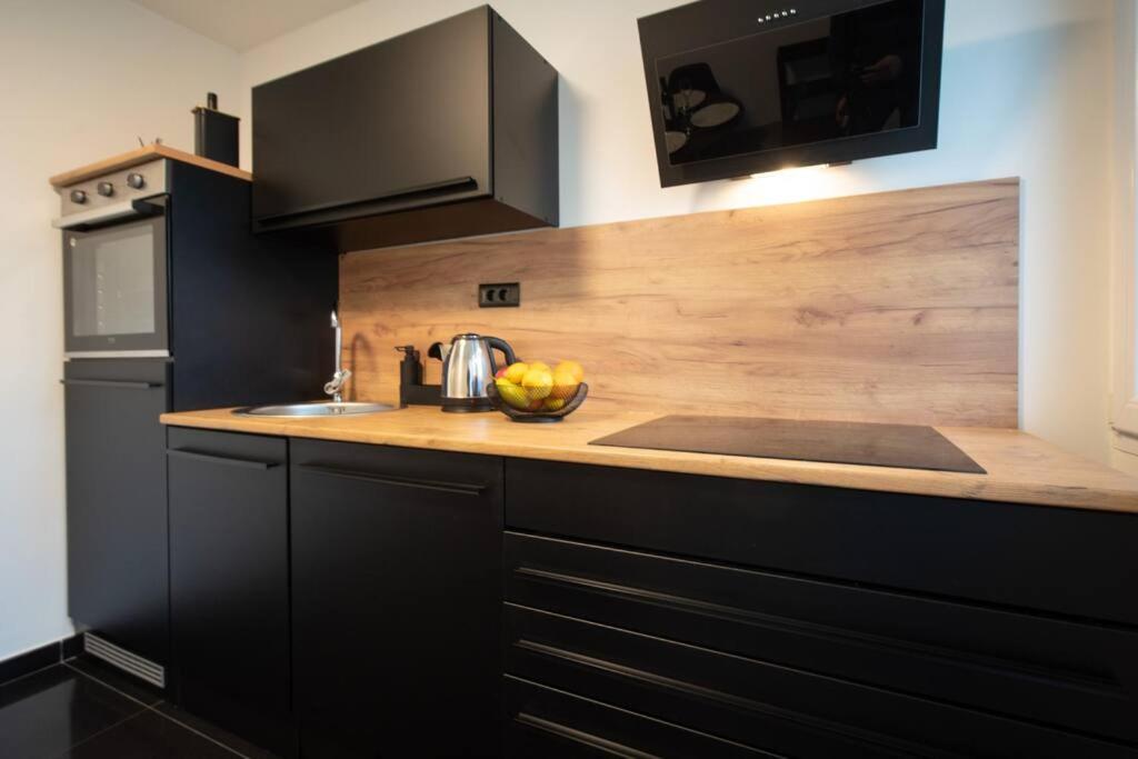 Apartment Hesa- 4 Star Apartment Rijeka Zewnętrze zdjęcie